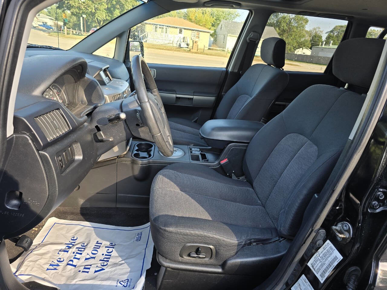 Used 2004 Mitsubishi Endeavor XLS image 15