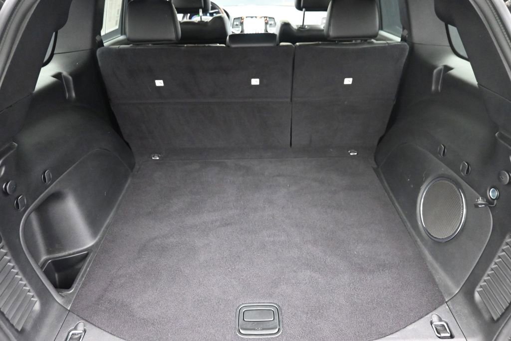 Used 2021 Jeep Grand Cherokee Laredo X AWD/4WD image 9