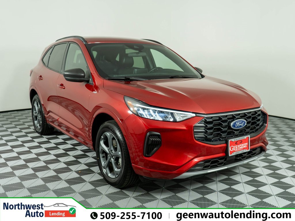 Used 2024 Ford Escape ST-Line image 1