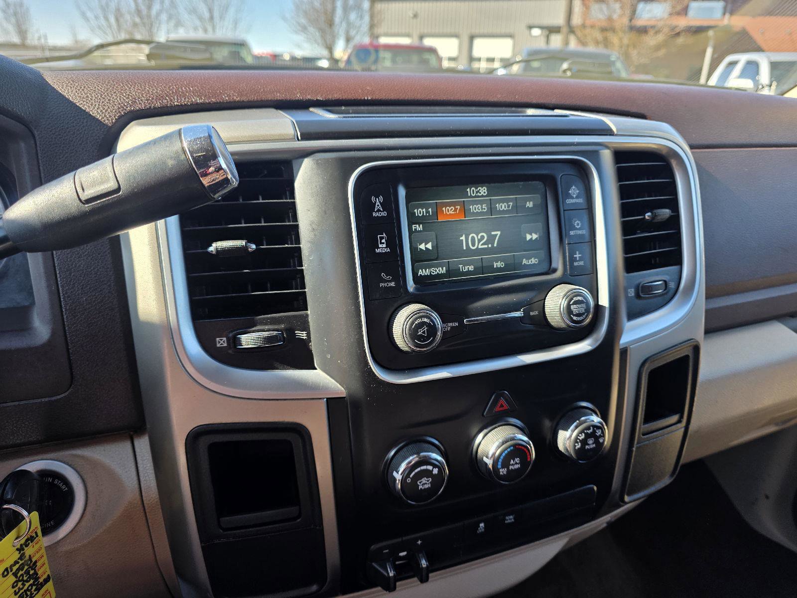 Used 2015 RAM 2500 SLT image 15