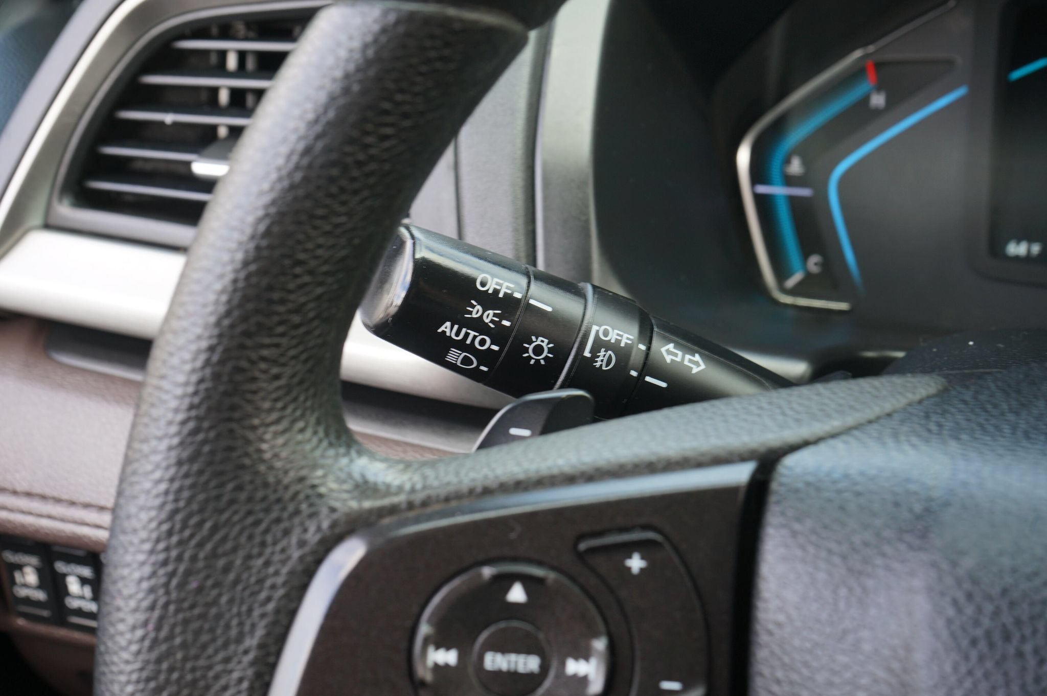 Used 2019 Honda Odyssey EX image 15