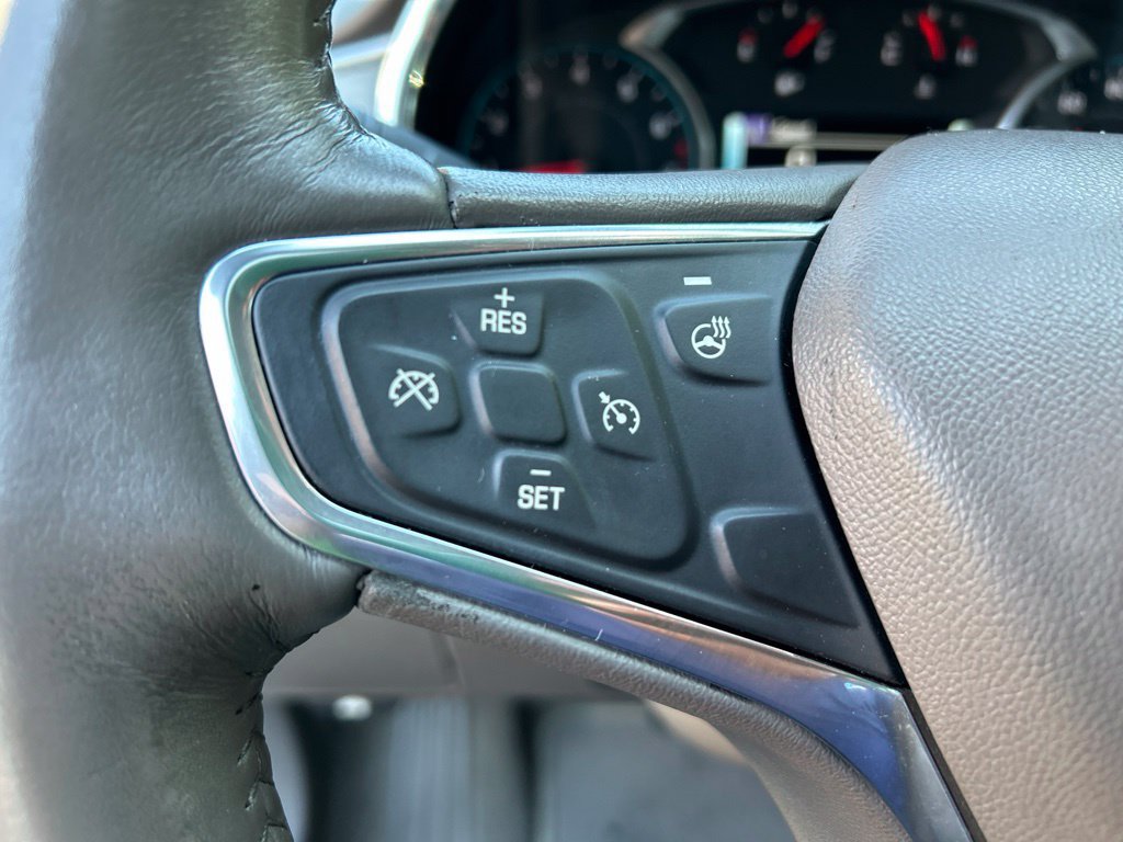 Used 2017 Chevrolet Malibu Premier w/ Premier Sun and Wheel Package FWD image 20