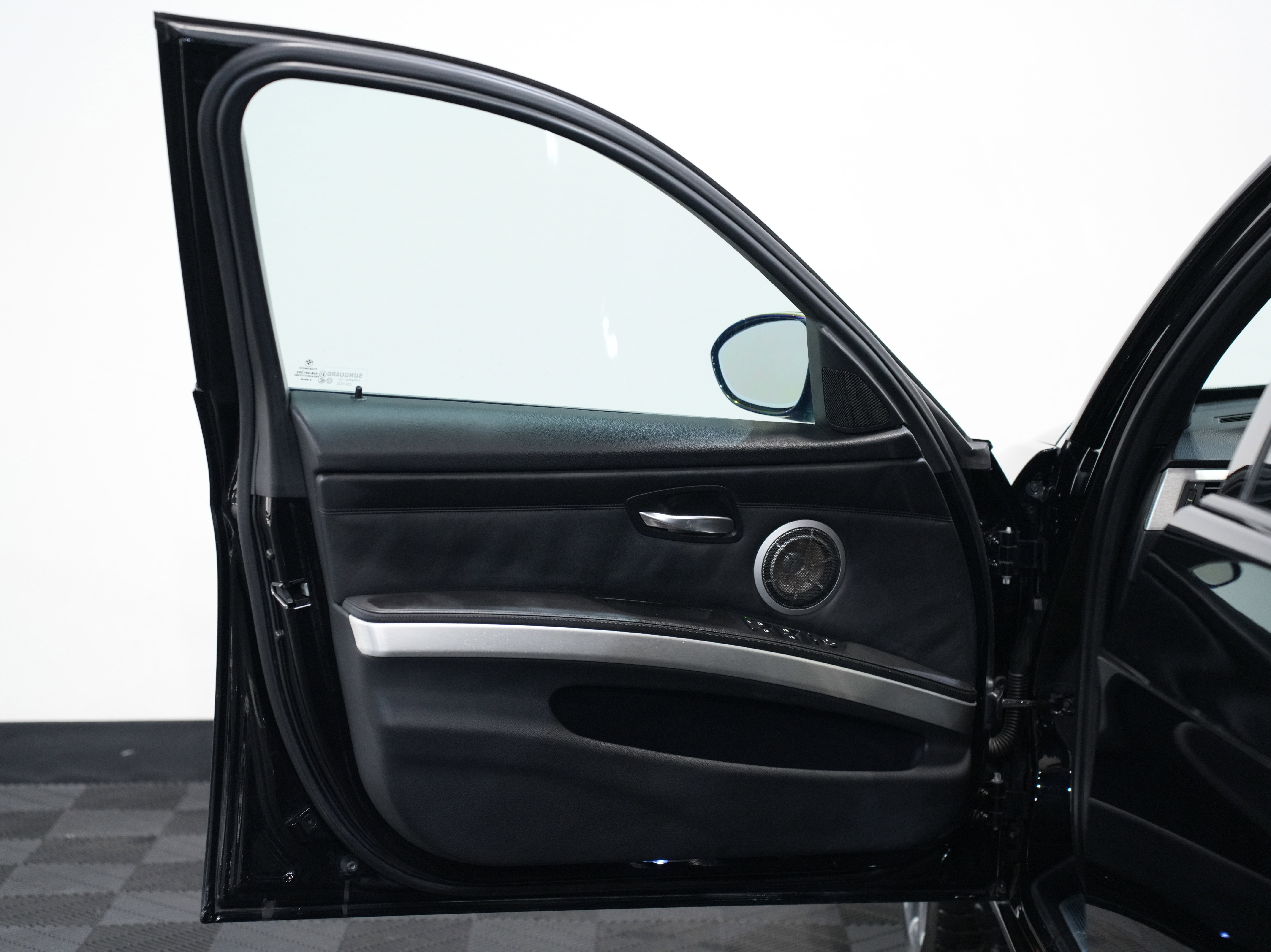 Used 2011 BMW M3 Sedan image 23