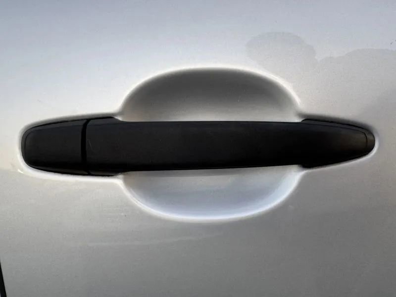 Used 2012 Toyota Tacoma PreRunner w/ TRD Off-Road Pkg RWD image 11