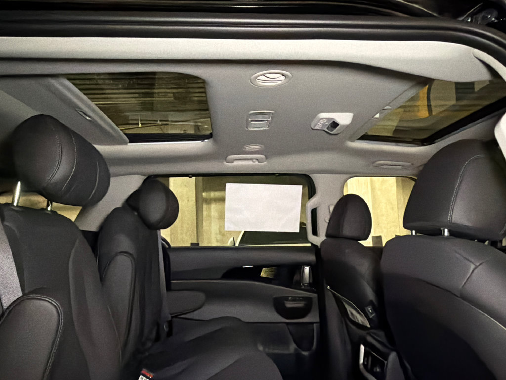 New 2027 Kia Carnival SX Prestige FWD image 16
