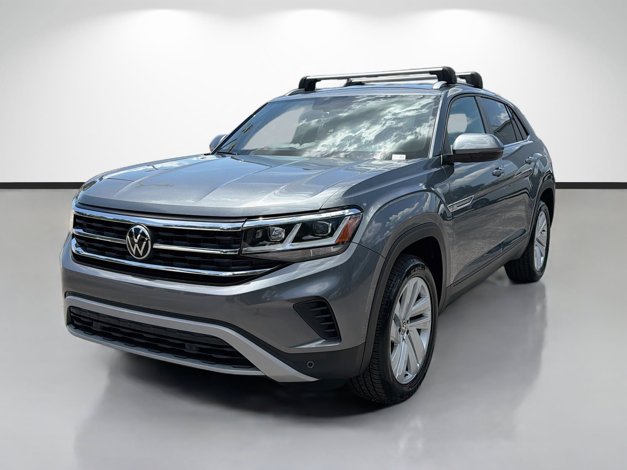 Used 2022 Volkswagen Atlas Cross Sport SE AWD/4WD image 7