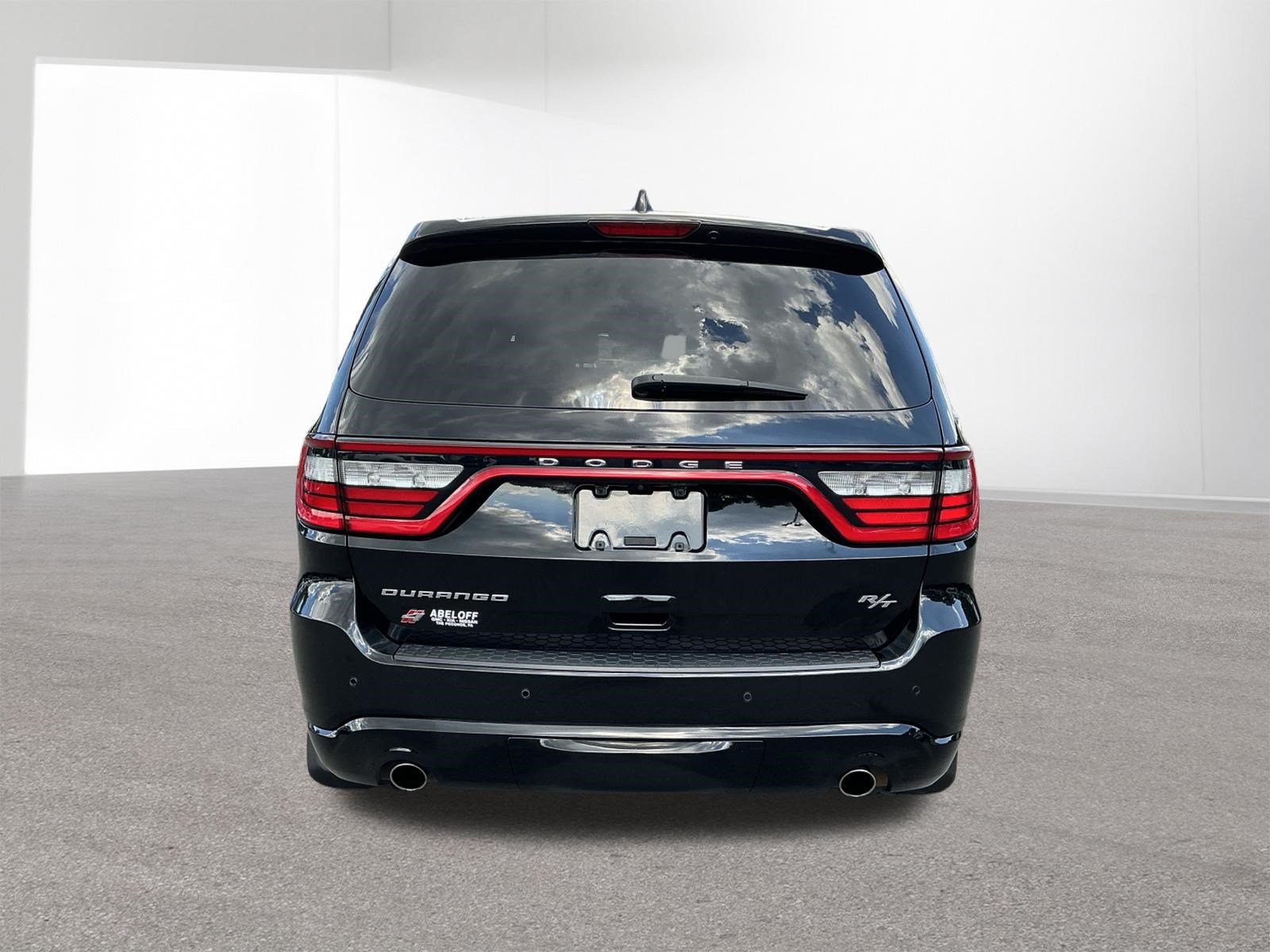 Used 2019 Dodge Durango R/T w/ Technology Group AWD/4WD image 4