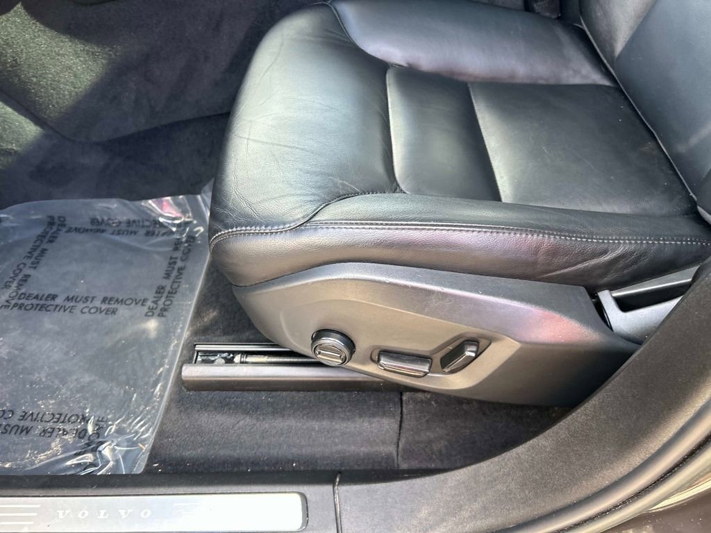 Used 2023 Volvo XC90 B5 Core w/ Climate Package image 20