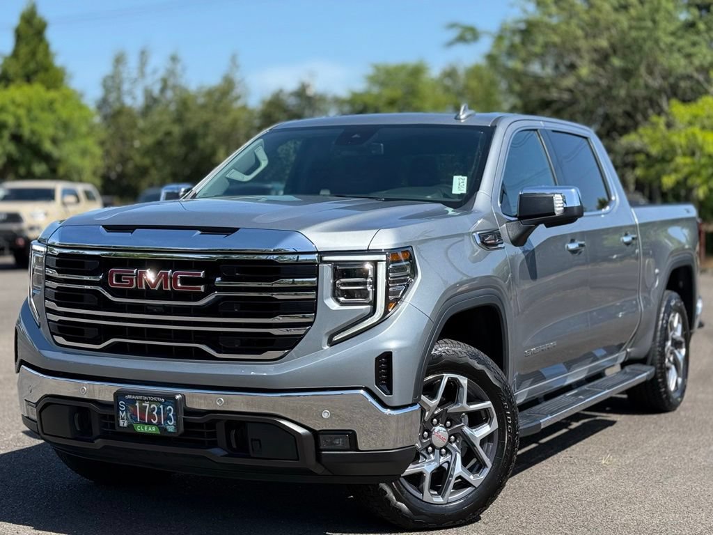 Used 2025 GMC Sierra 1500 SLT w/ SLT Premium Plus Package AWD/4WD image 1