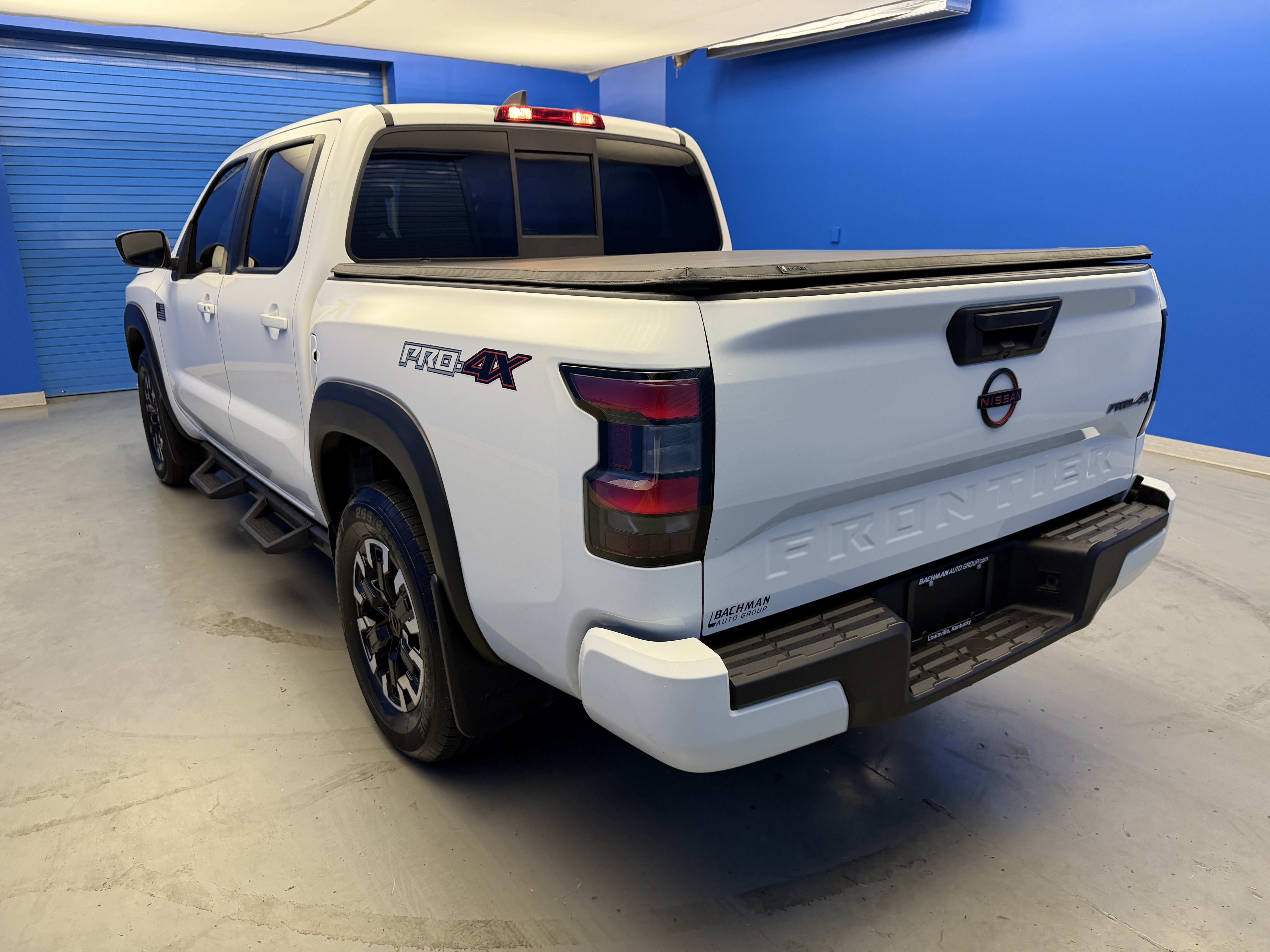 Used 2022 Nissan Frontier PRO-4X w/ Off-Road Protection Package AWD/4WD image 5