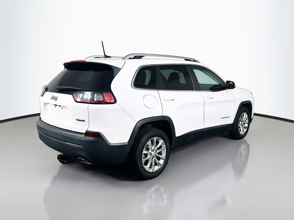 Used 2019 Jeep Cherokee Latitude w/ Cold Weather Group image 7
