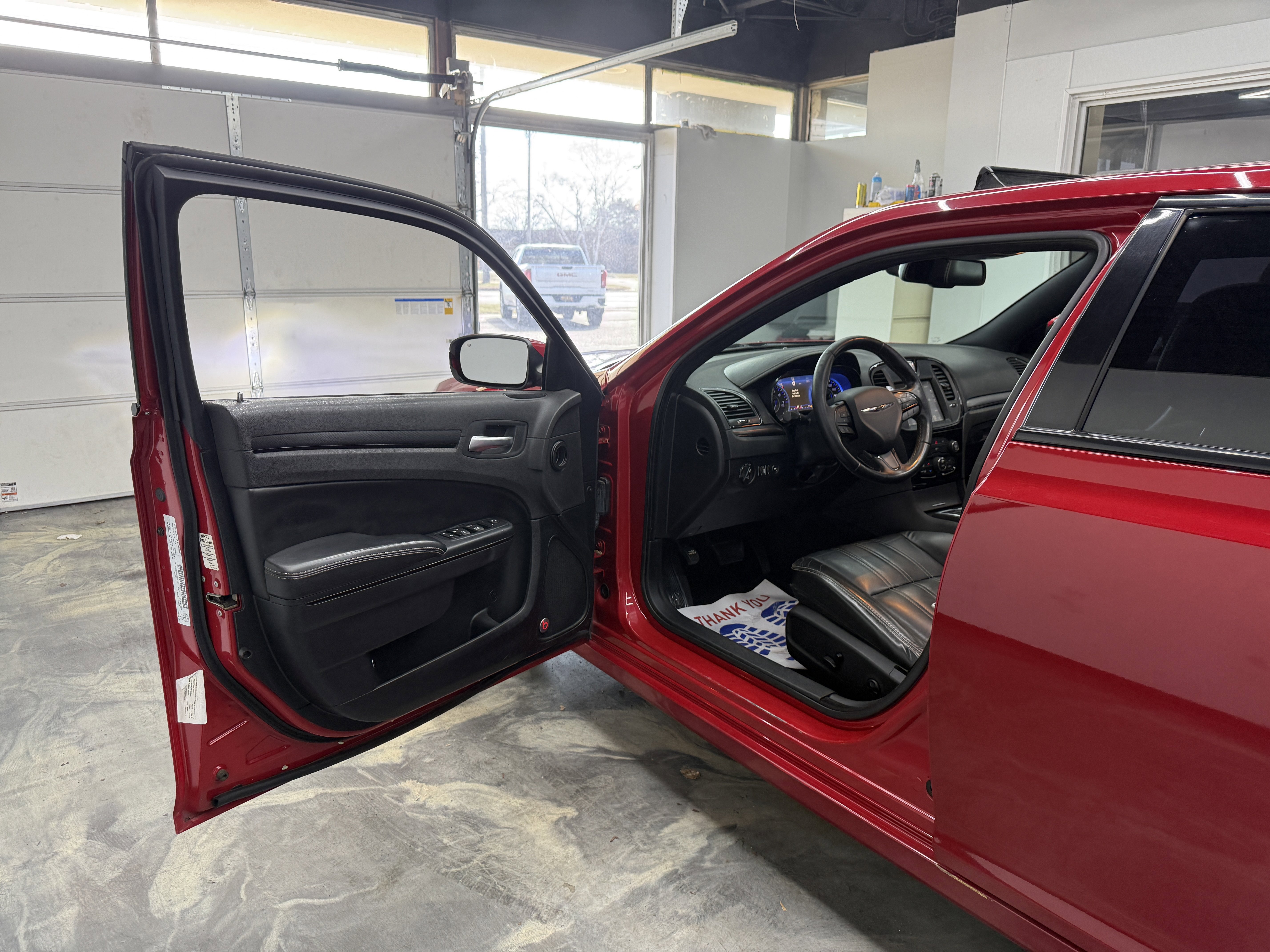 Used 2016 Chrysler 300 S image 9