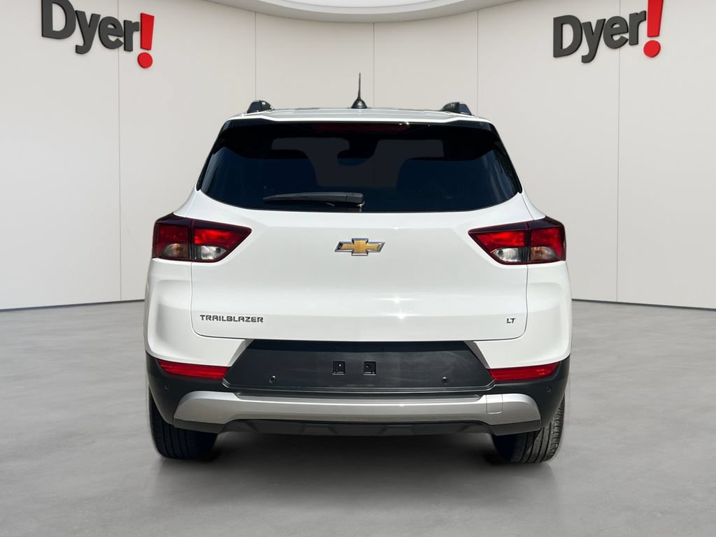 Certified 2024 Chevrolet TrailBlazer LT w/ Driver Confidence Package FWD image 4