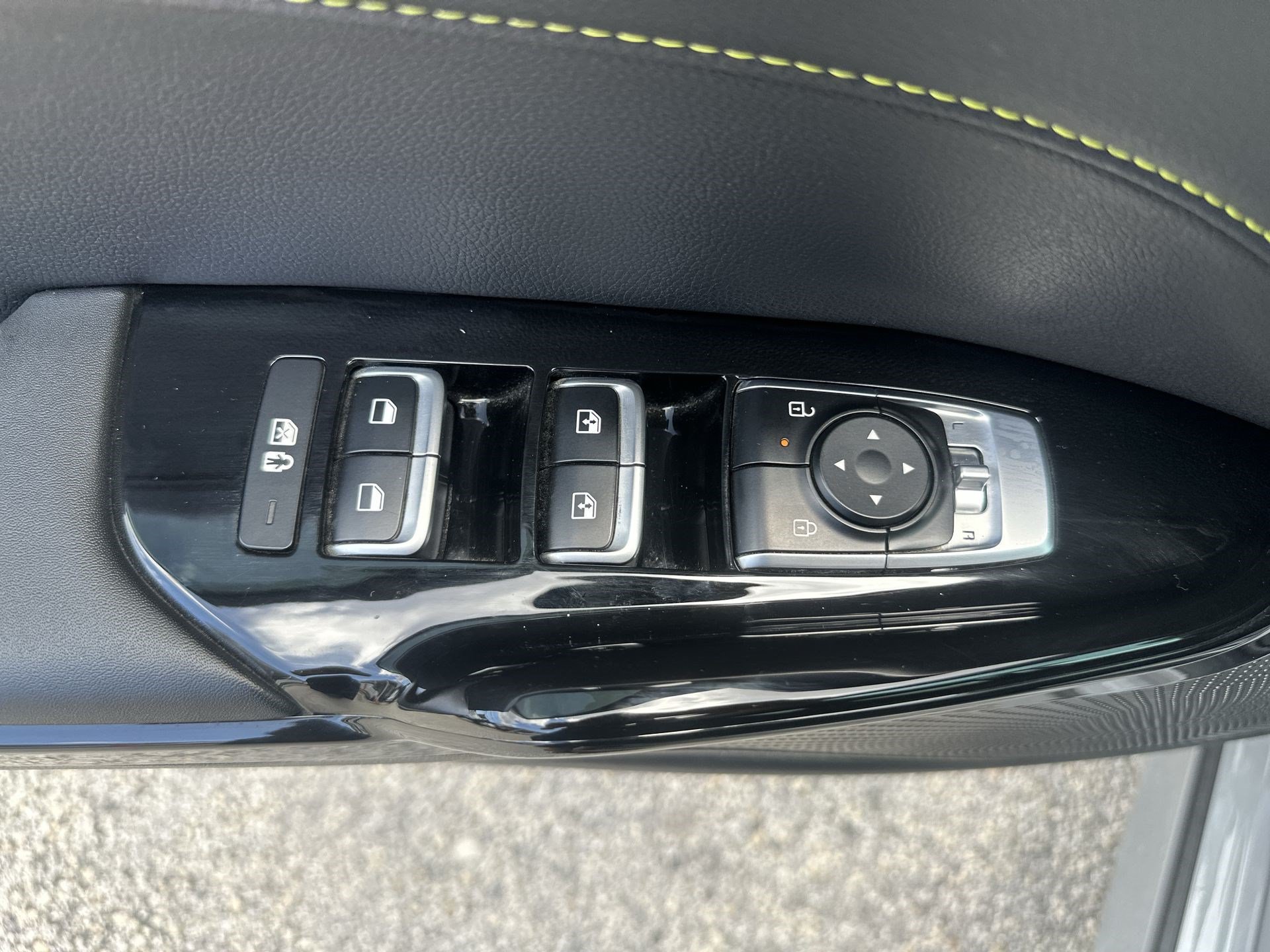Used 2025 Kia K5 GT FWD image 15