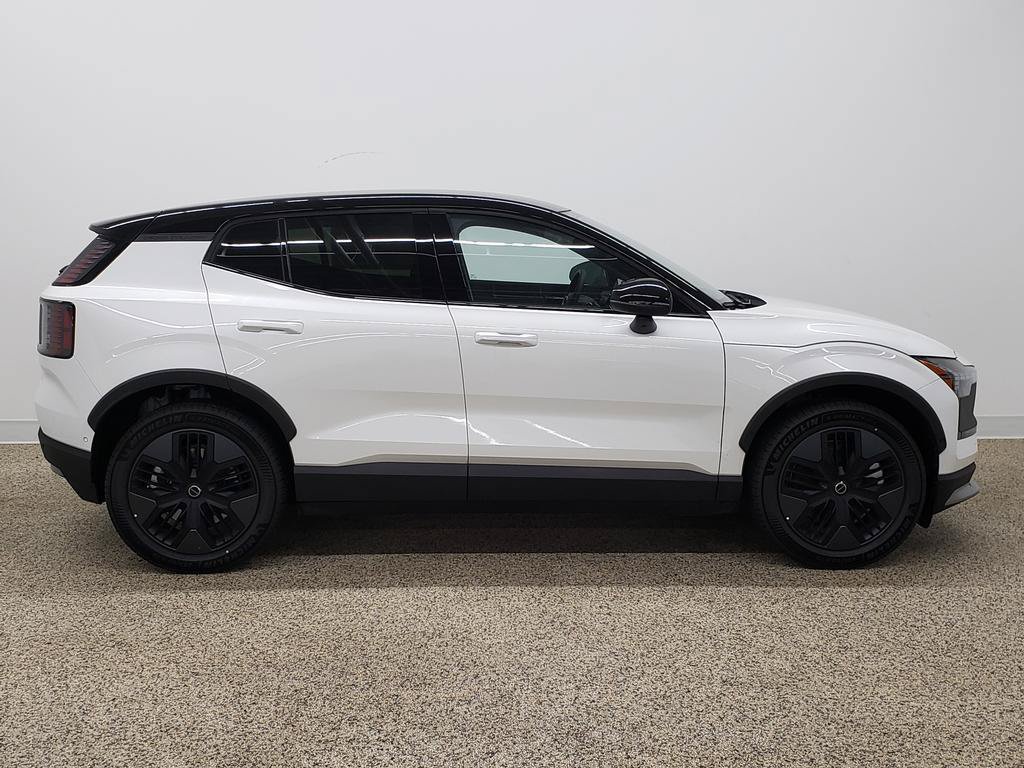 New 2026 Volvo EX30 Cross Country Ultra w/ Protection Package AWD/4WD image 2
