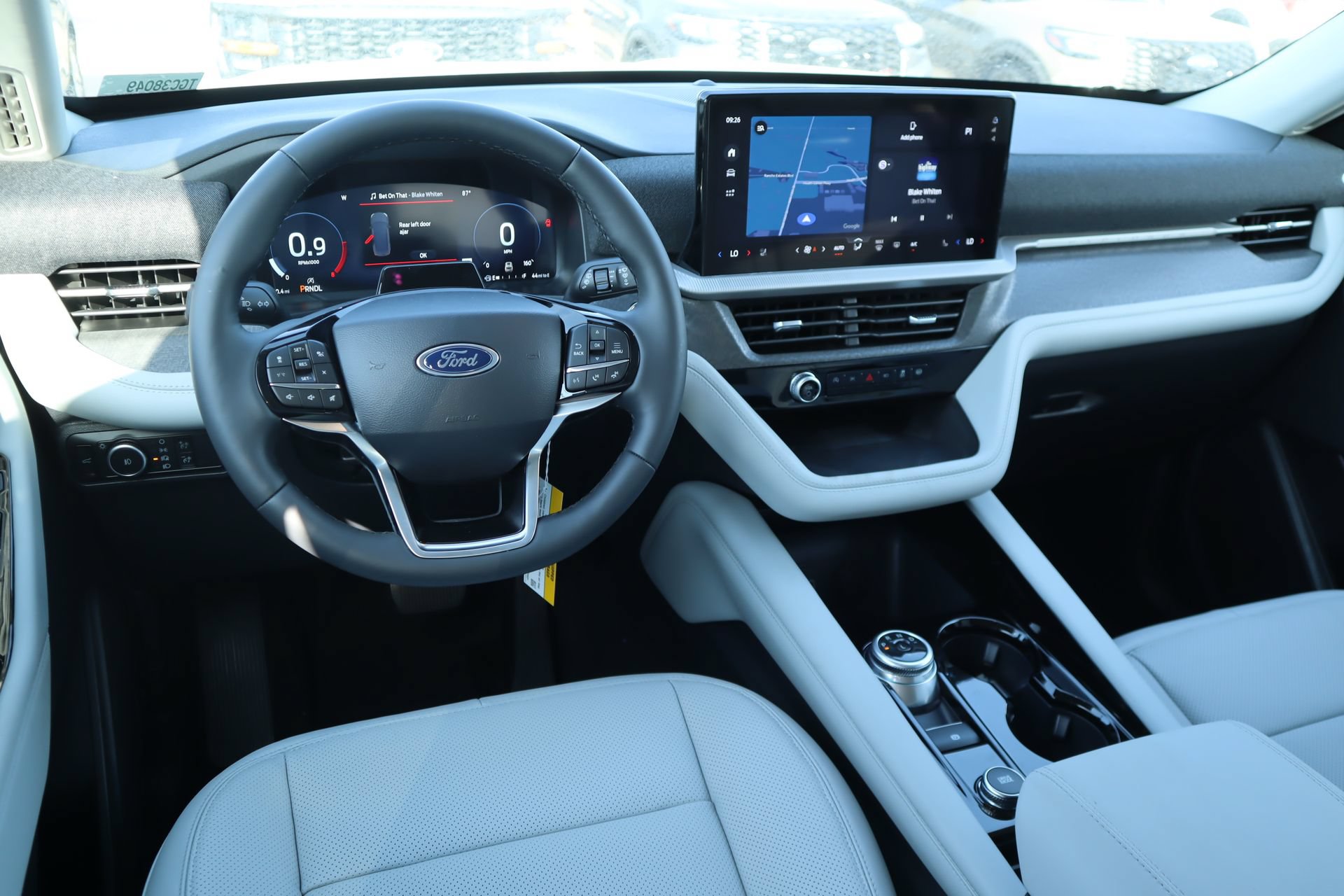 New 2026 Ford Explorer Platinum AWD/4WD image 2