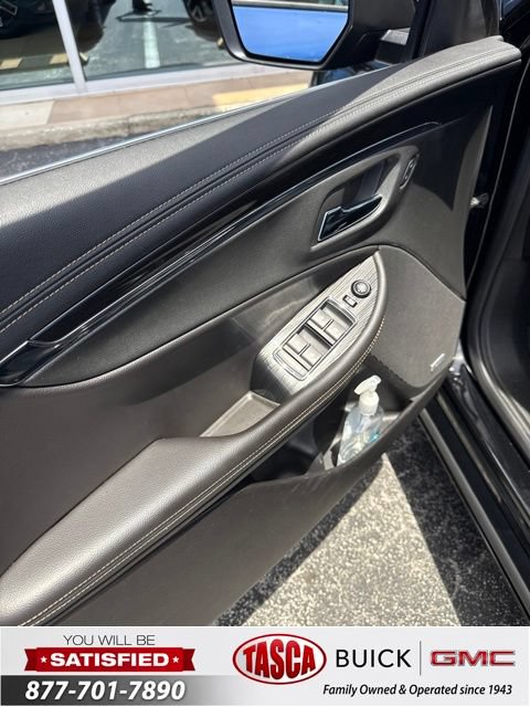 Used 2017 Chevrolet Impala LT FWD image 6