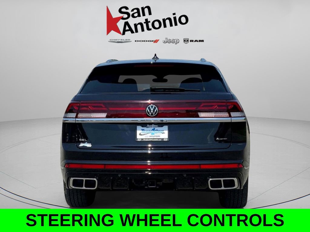 Used 2024 Volkswagen Atlas Cross Sport SEL Premium R-Line image 5