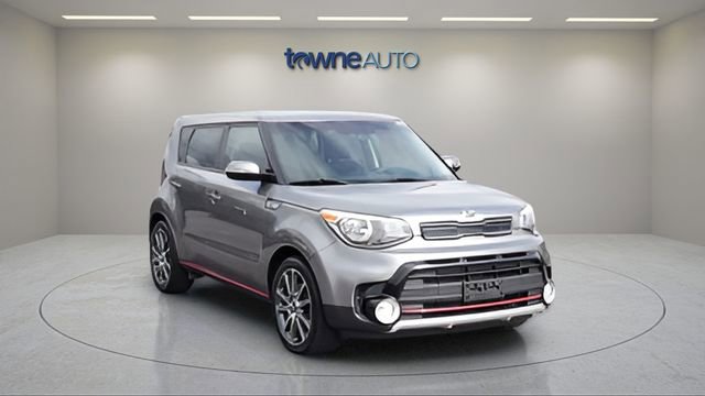 Used 2018 Kia Soul ! FWD image 7