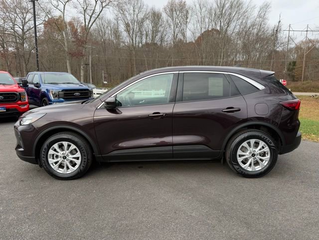 Certified 2023 Ford Escape Active w/ Tech Pack #2 image 3