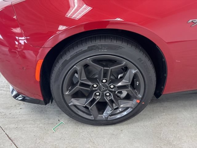 New 2026 Dodge Charger R/T w/ Driver Convenience Group AWD/4WD image 4