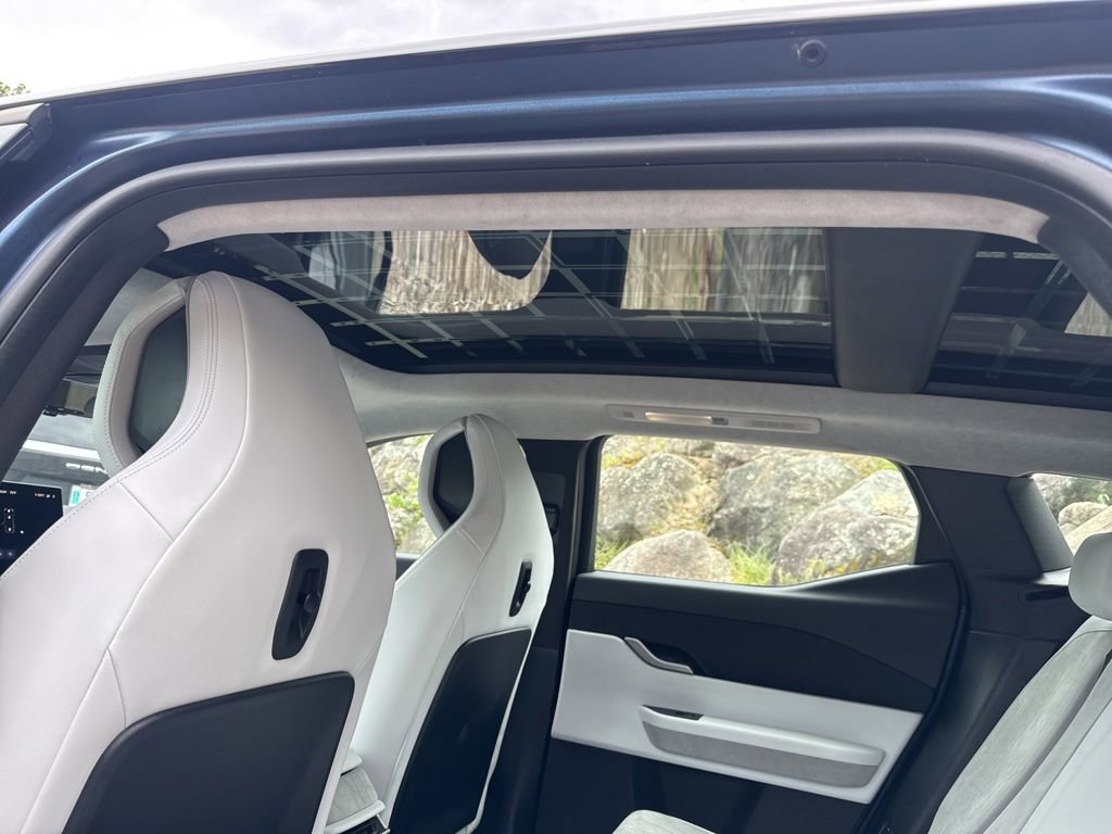 Used 2023 Fisker Ocean One AWD/4WD image 21