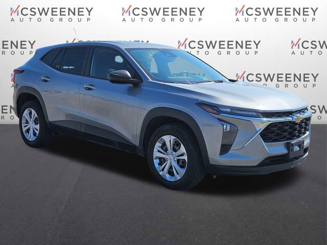 Used 2024 Chevrolet Trax LS w/ Driver Confidence Package FWD image 7