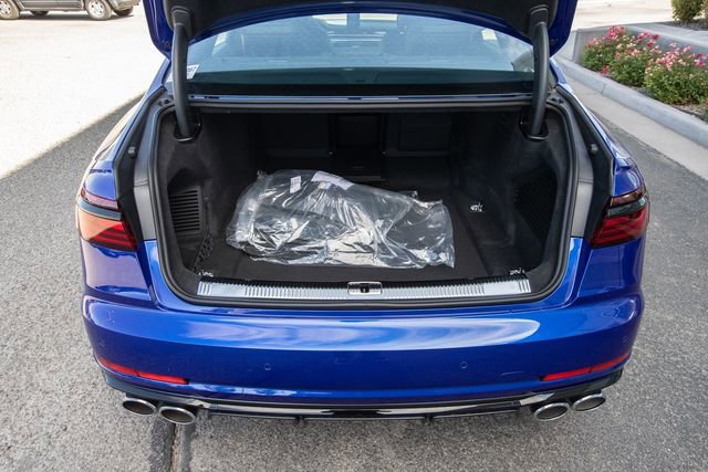 New 2025 Audi S8 image 38