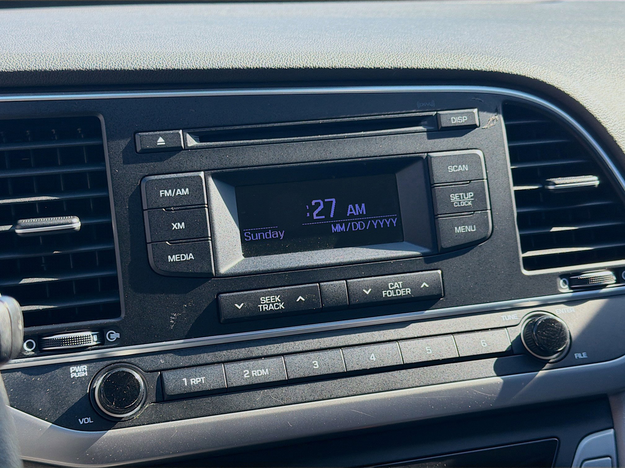 Used 2017 Hyundai Elantra SE image 10