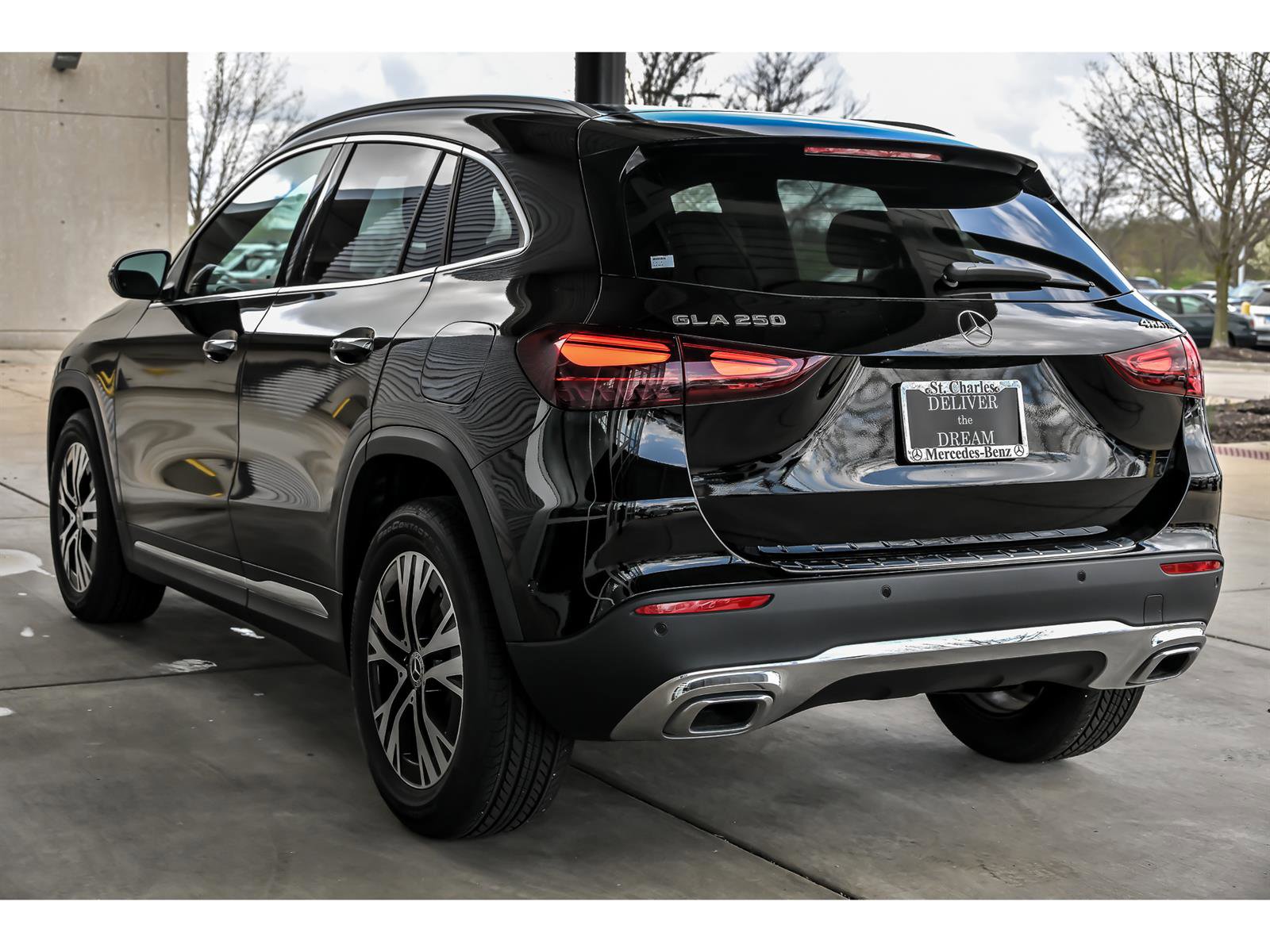 Certified 2026 Mercedes-Benz GLA 250 4MATIC image 6