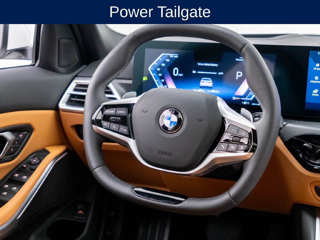 Used 2025 BMW 330i xDrive Sedan w/ Premium Package AWD/4WD image 17