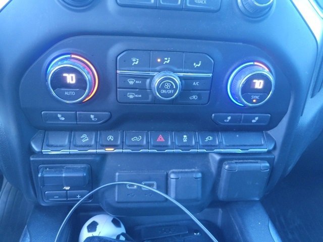 Used 2020 Chevrolet Silverado 1500 RST image 12