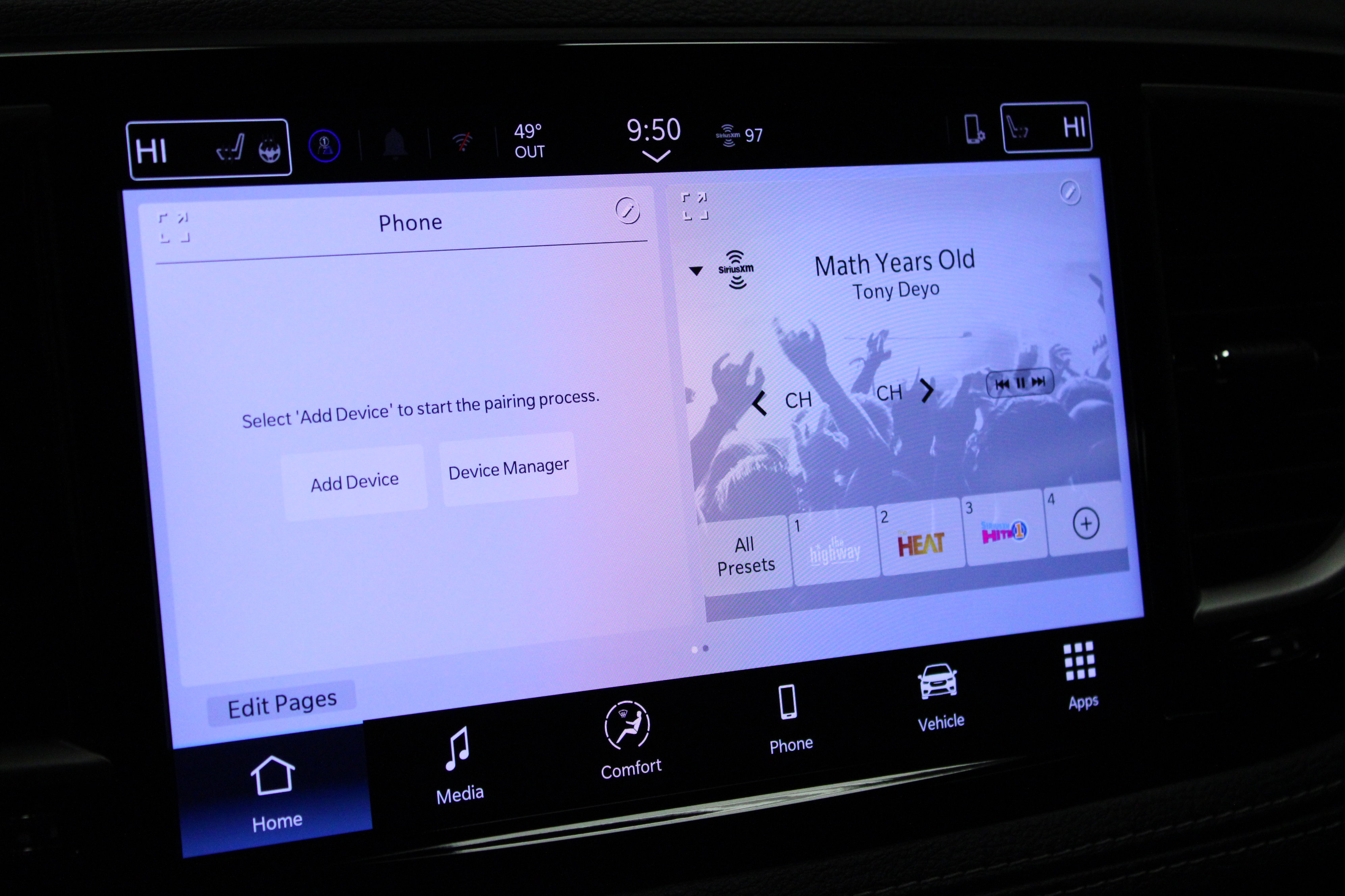 New 2026 Chrysler Pacifica Select AWD/4WD image 25