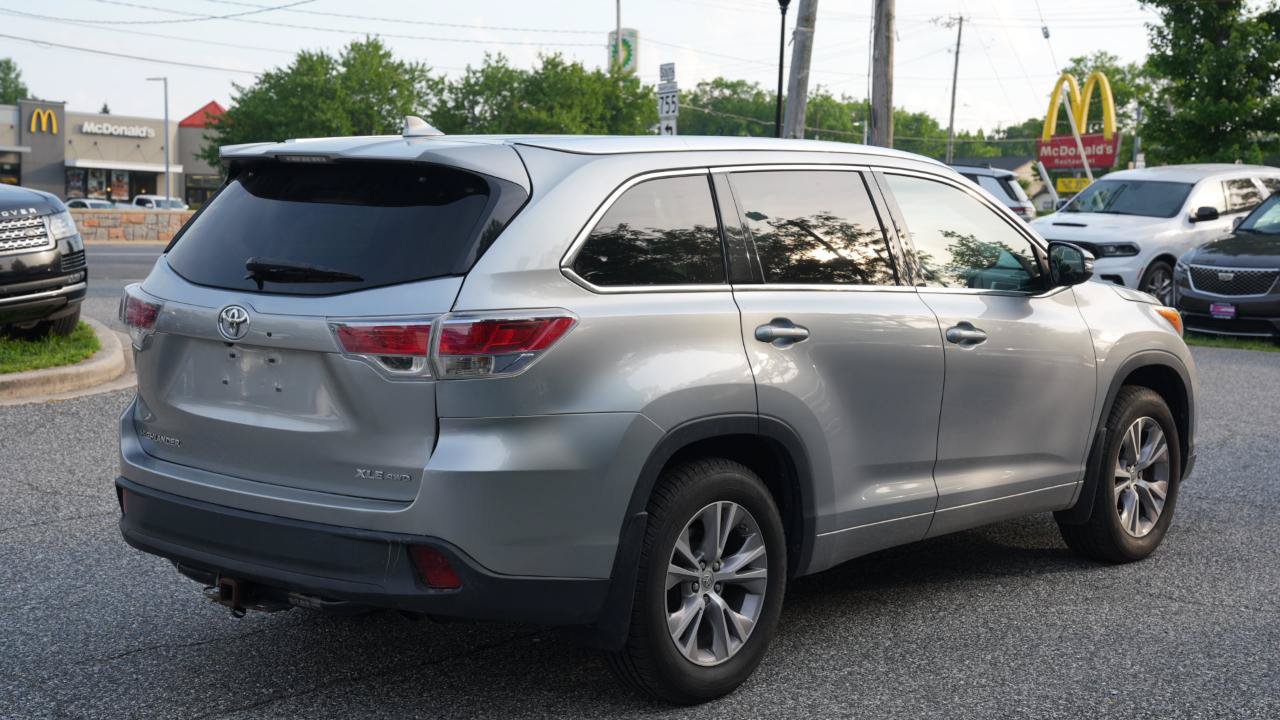 Used 2015 Toyota Highlander XLE AWD/4WD image 5