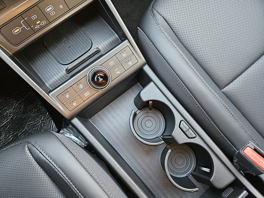New 2026 Hyundai Kona Limited AWD/4WD image 19