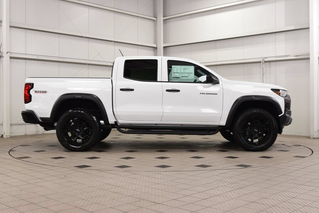 New 2026 Chevrolet Colorado Trail Boss AWD/4WD image 9