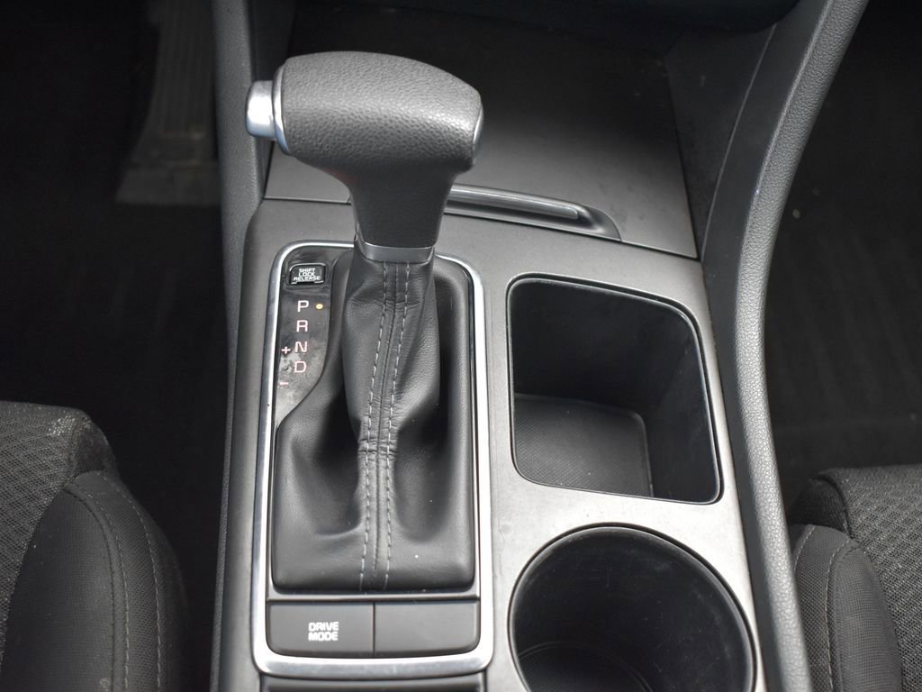 Used 2018 Kia Optima LX image 17