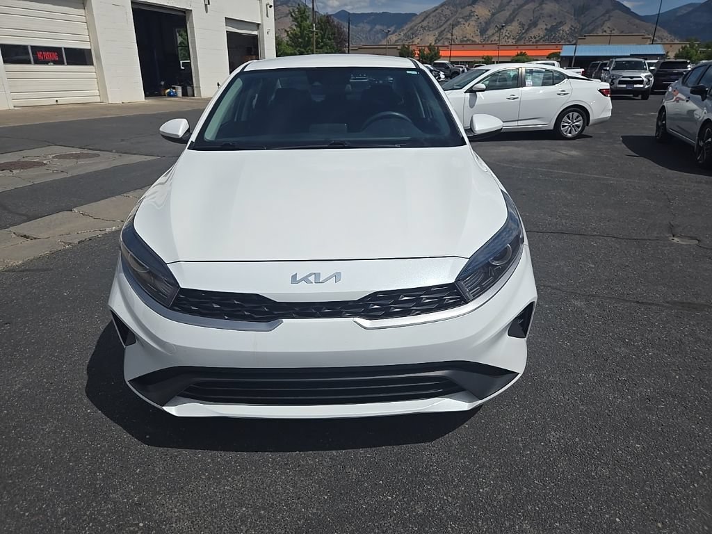 Used 2023 Kia Forte LXS FWD image 2