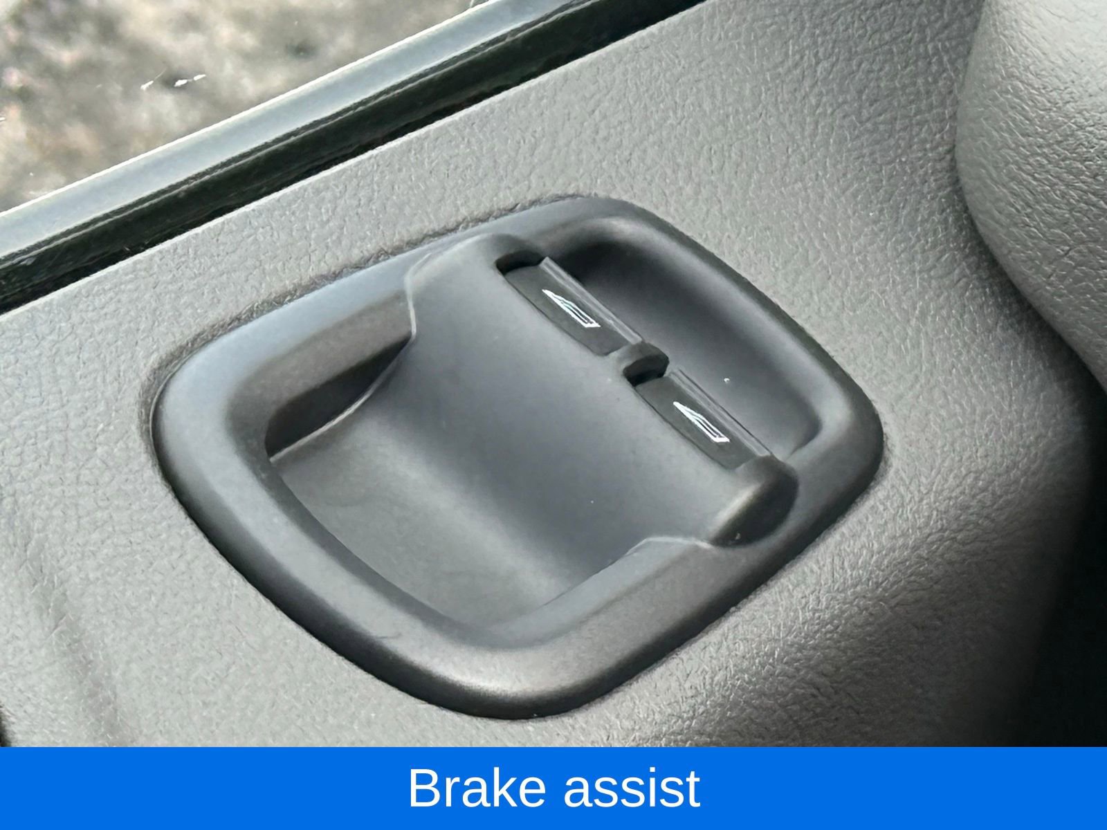 Used 2024 Ford Transit 350 XLT image 29