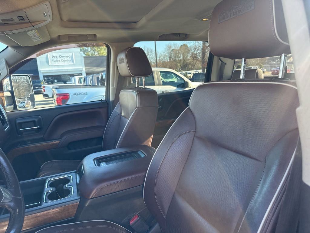 Used 2016 Chevrolet Silverado 2500 High Country w/ High Country Premium Package image 15