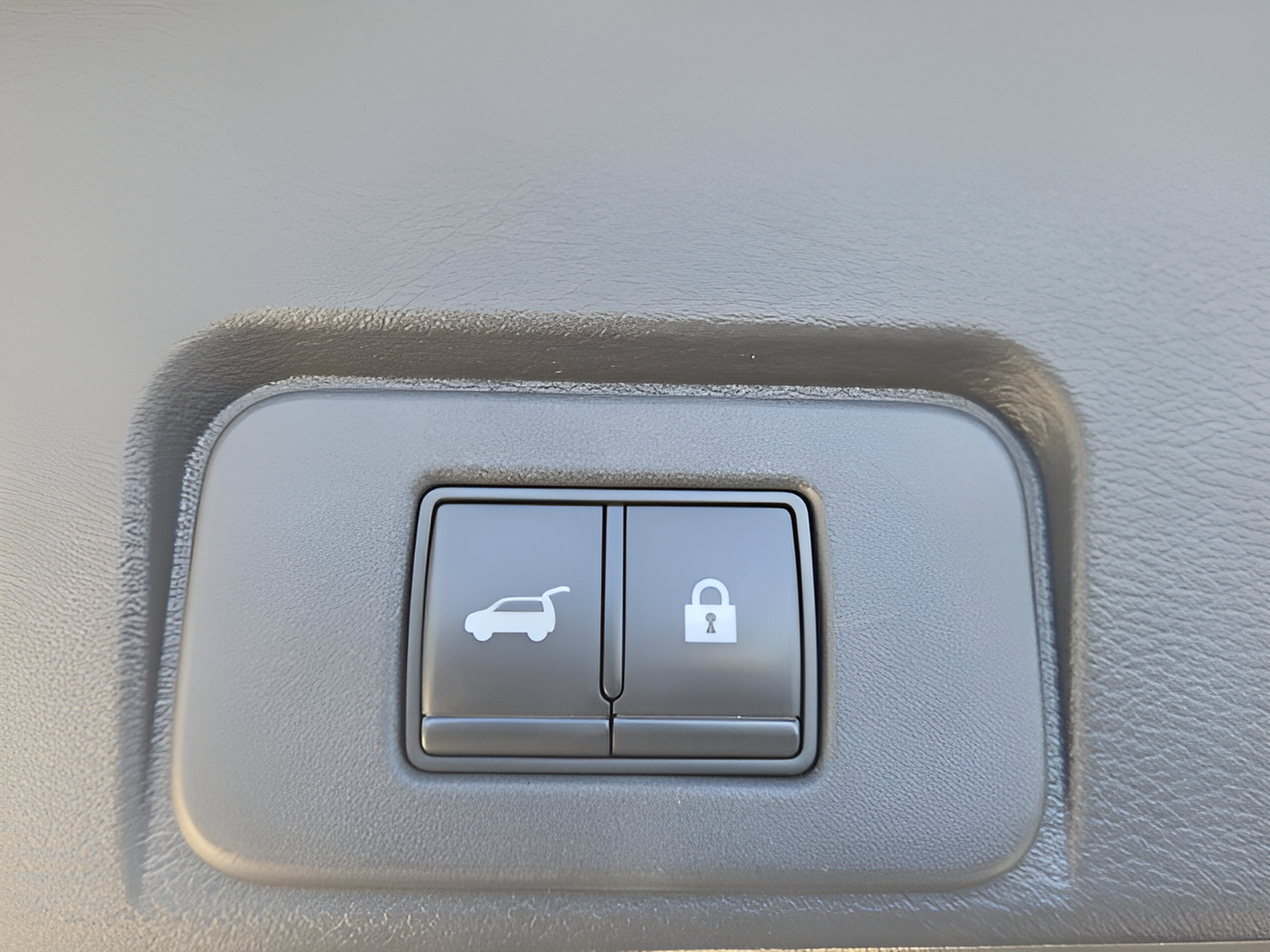Used 2022 Nissan Rogue Platinum w/ Head-Up Display Package FWD image 16