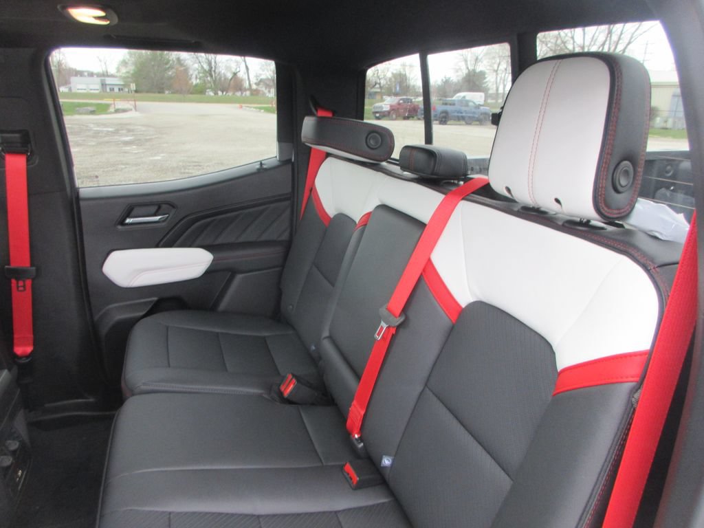 New 2026 GMC Canyon AT4X AWD/4WD image 15