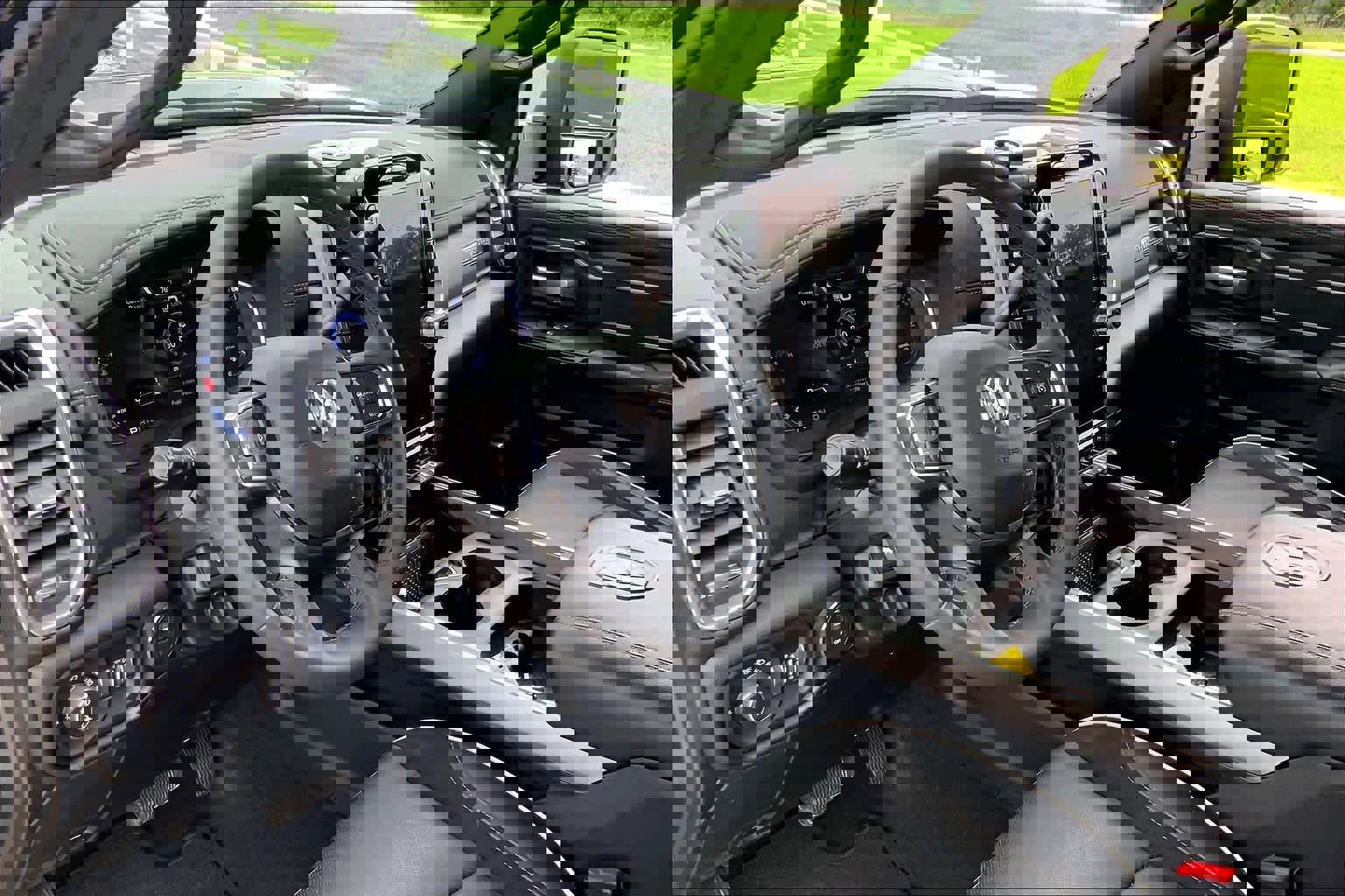 Used 2025 RAM 2500 Laramie w/ Night Edition image 18