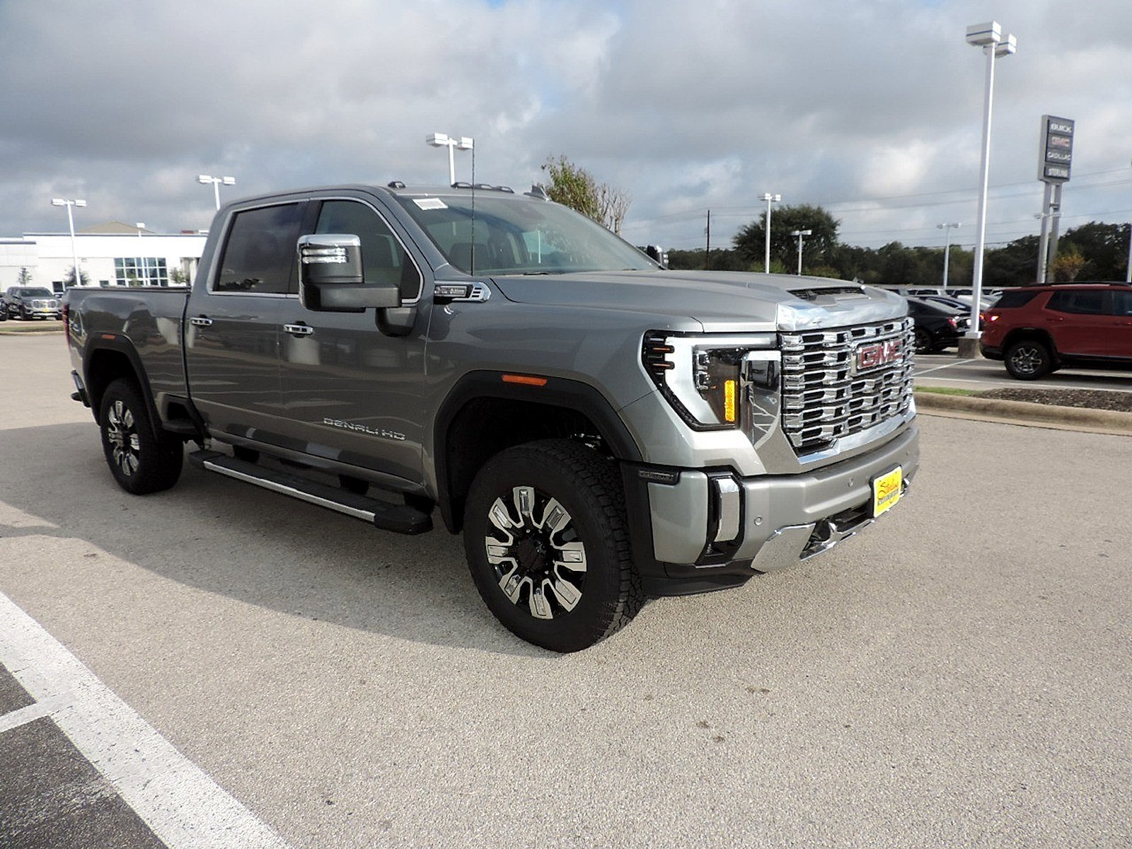New 2026 GMC Sierra 2500 Denali w/ Denali Reserve Package AWD/4WD image 3