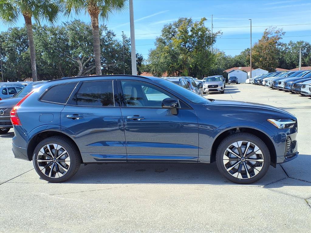 New 2026 Volvo XC60 B5 Plus w/ Protection Package Premier AWD/4WD image 8