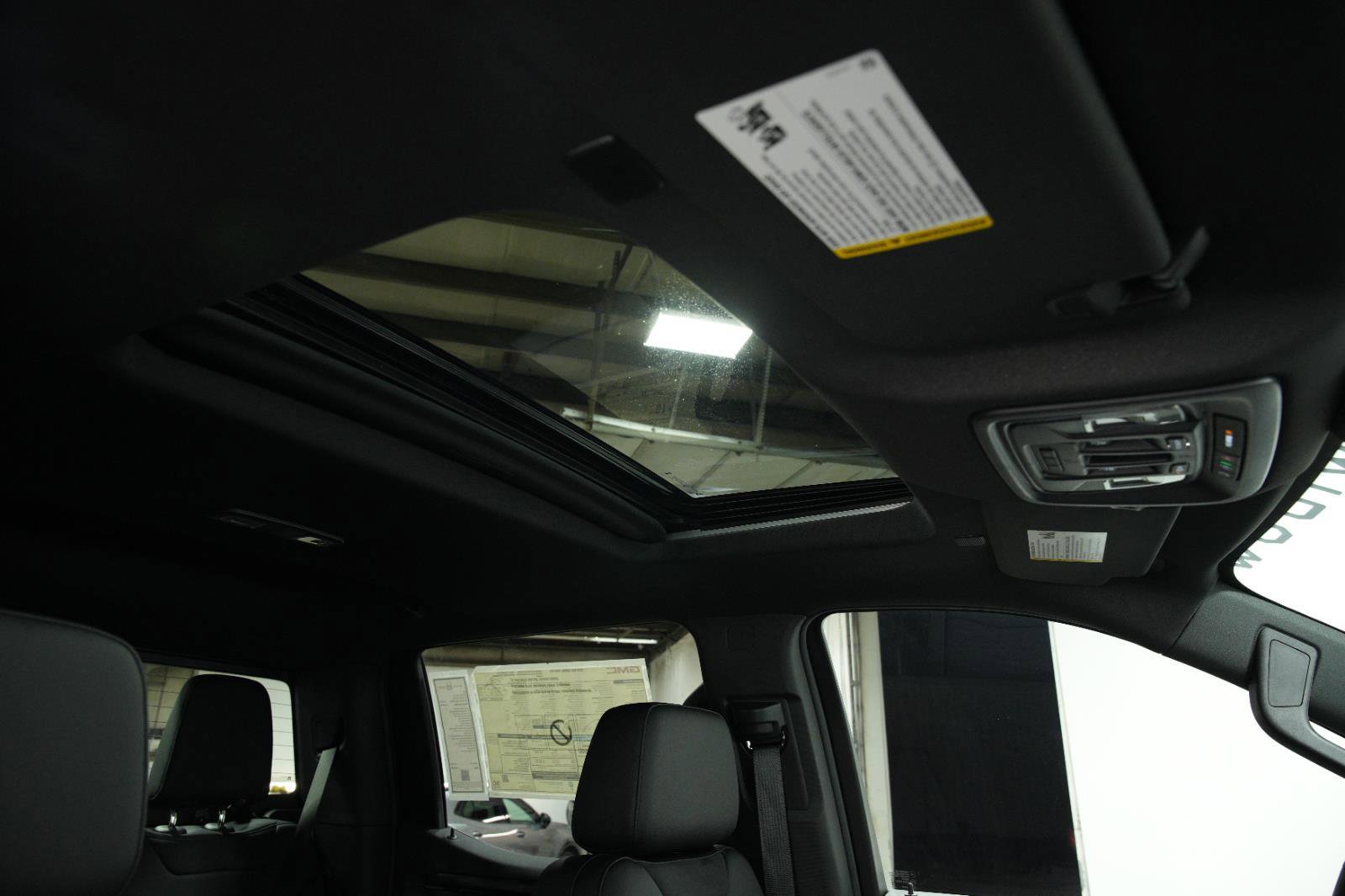 New 2025 GMC Sierra 1500 AT4 w/ AT4 Premium Package image 20