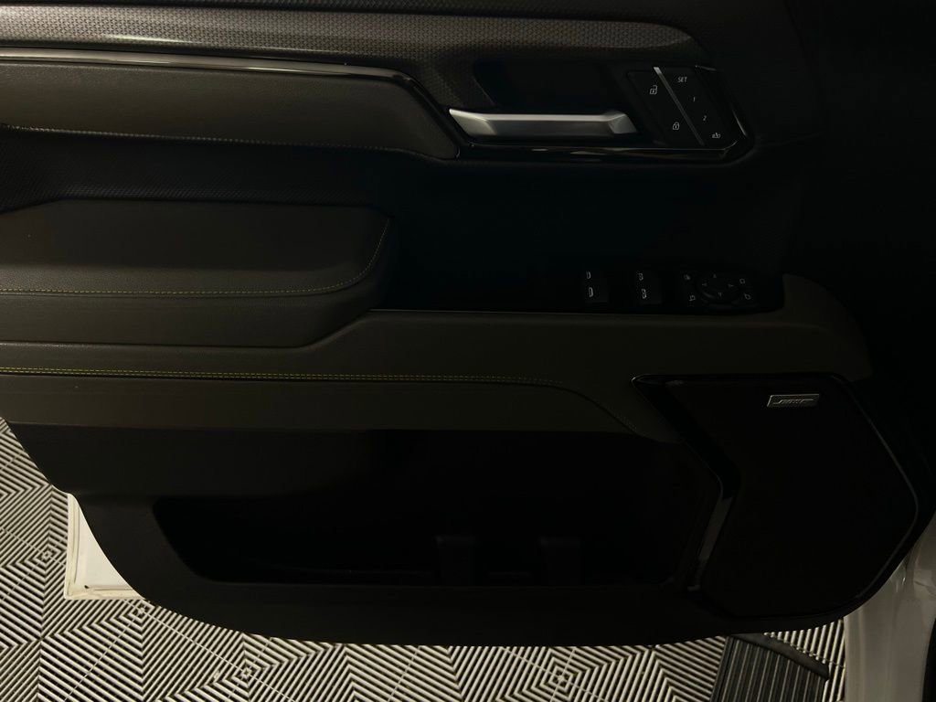 Used 2022 Chevrolet Silverado 1500 ZR2 w/ Technology Package image 28