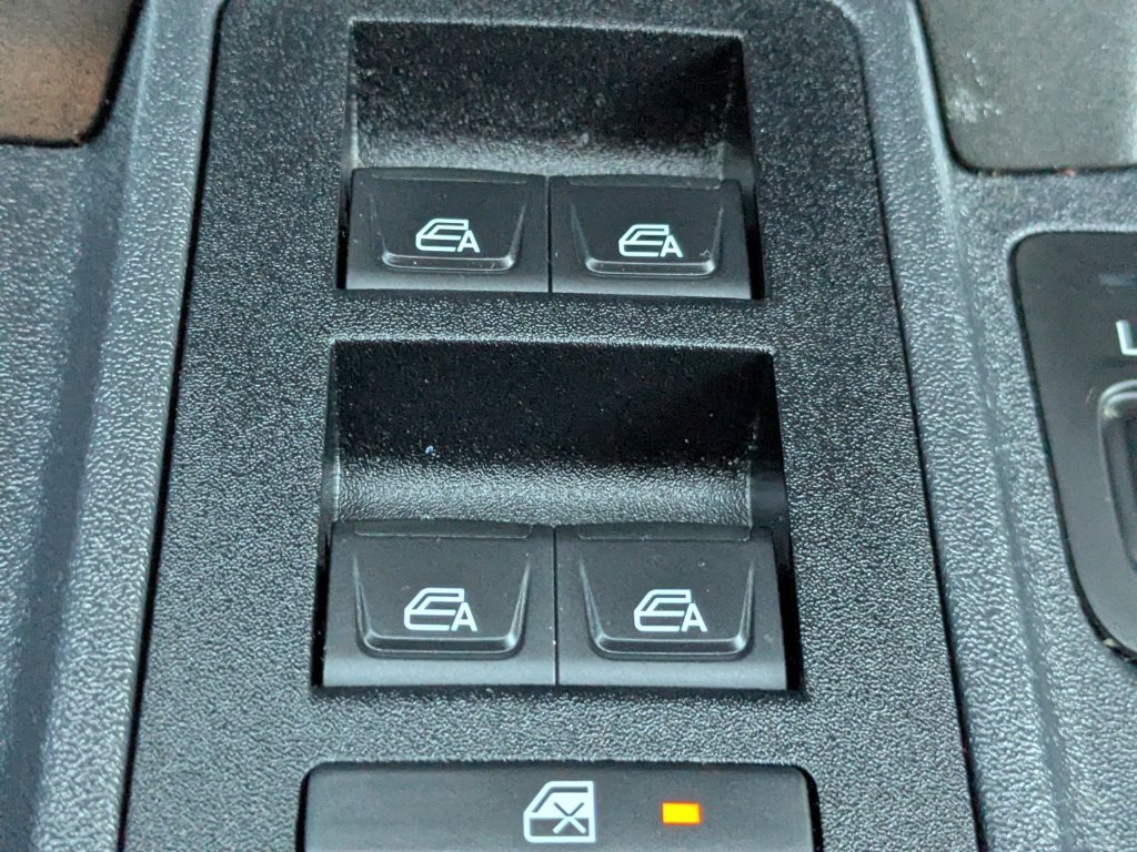 Used 2023 Ford Bronco Black Diamond AWD/4WD image 23
