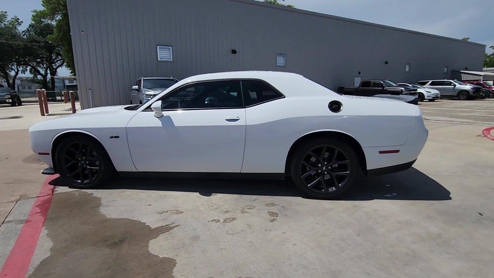 Used 2023 Dodge Challenger R/T w/ Blacktop Package RWD image 6