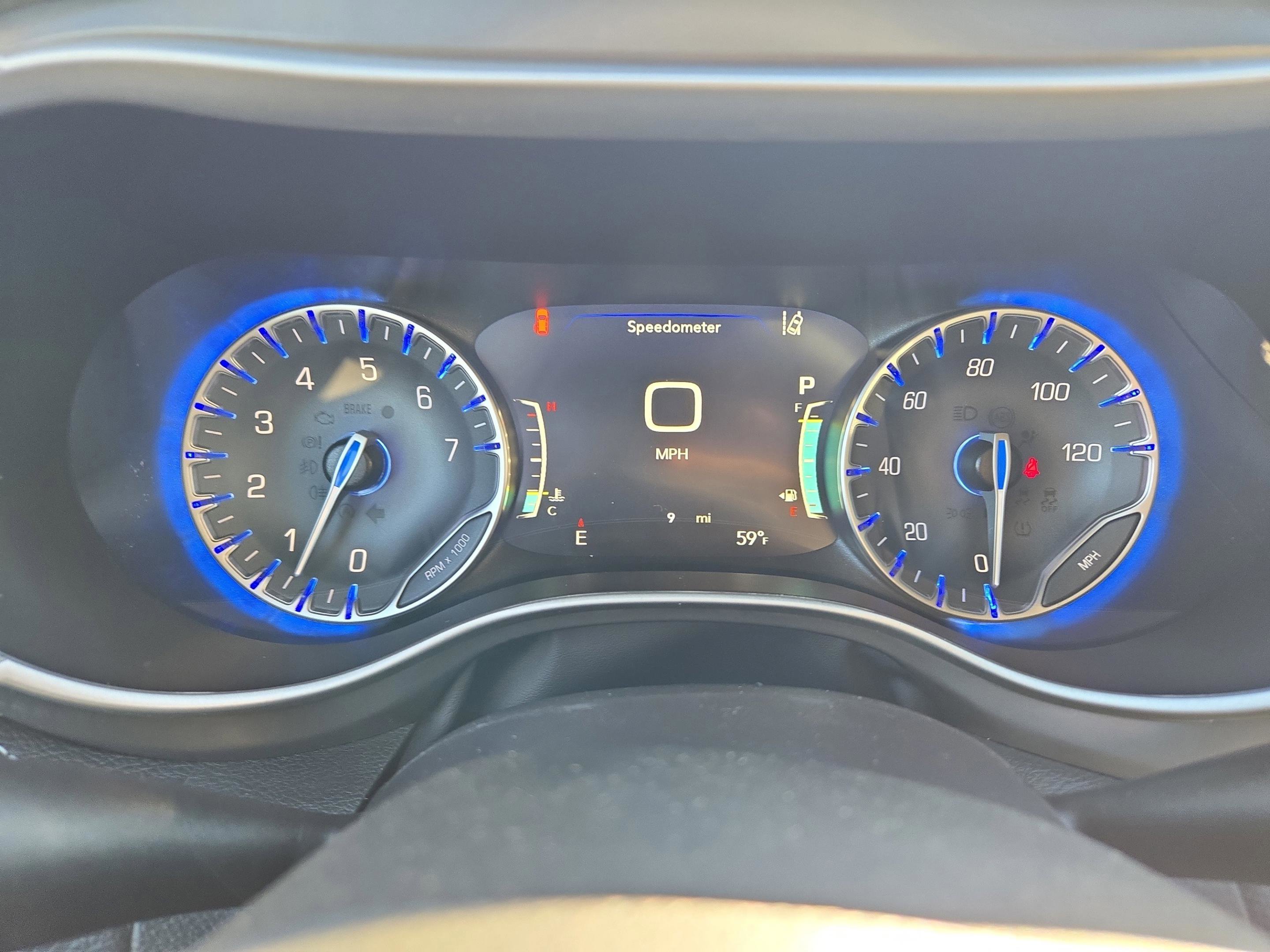 New 2026 Chrysler Pacifica Select FWD image 14